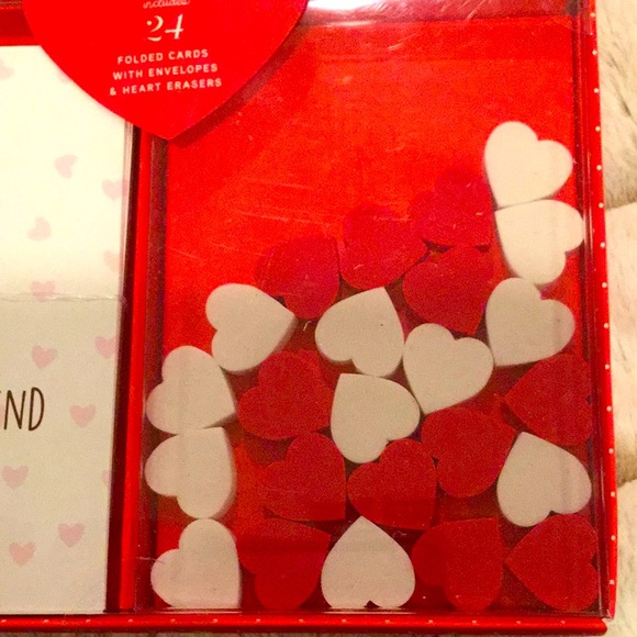 24 Gnome Valentines with Erasers & Envelopes - Picture 5 of 7